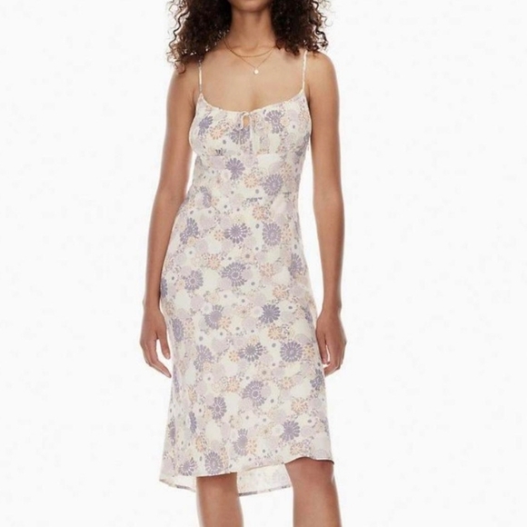 Aritzia Dresses & Skirts - Aritzia Wilfred Below Midi Whipped Butter Florral Baby Doll Dress Size 4